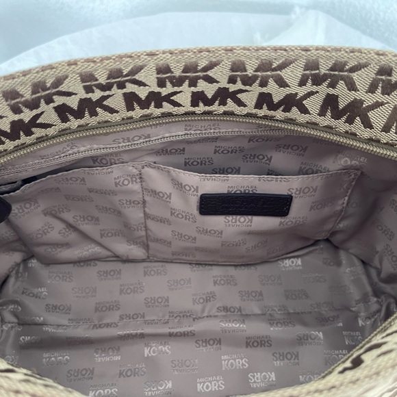 Michael Kors Monogram Tote Handbag - Picture 4 of 7